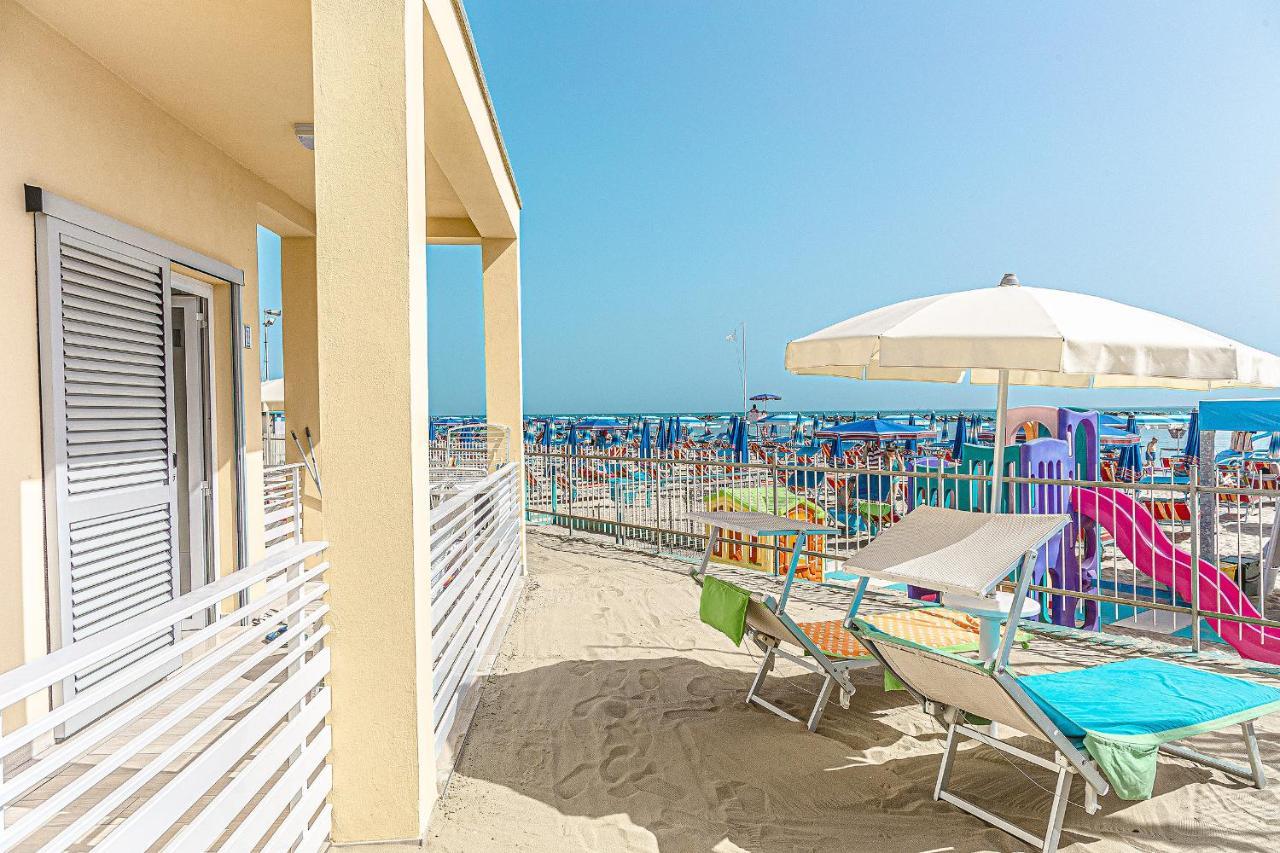 Hotel Royal Inn San Mauro Mare Buitenkant foto